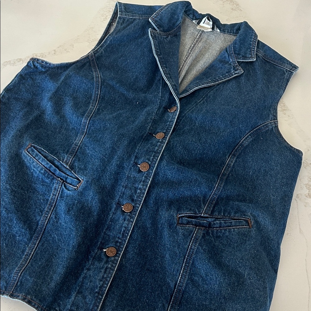 Collared Denim Unisex Sleeveless Vest with Button Closure and welt pockets